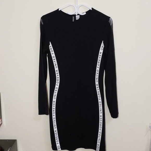 H&M Bodyfit dress - Picture 1 of 8